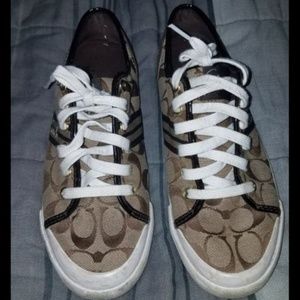 Coach shoes size 8